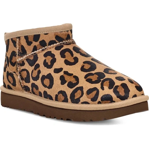 UGG Ultra Mini Classic Genuine Calf Hair Bootie - Picture 4 of 8